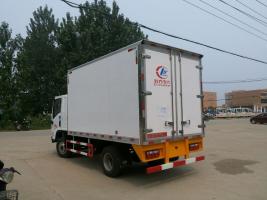 解放排半冷藏車