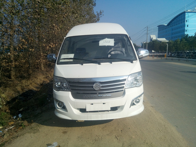 金龍面包冷藏車