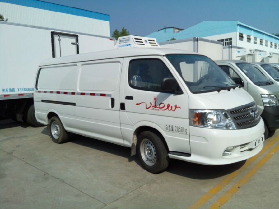 福田風(fēng)景面包冷藏車