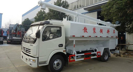 東風12方飼料車