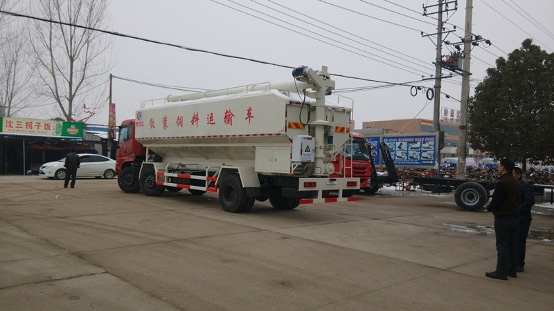 天錦30方散裝飼料車