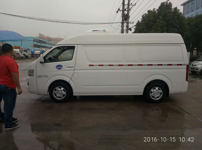 福田G7國五面包冷藏車