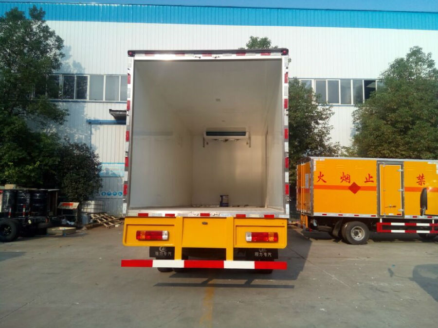 解放J6冷藏車