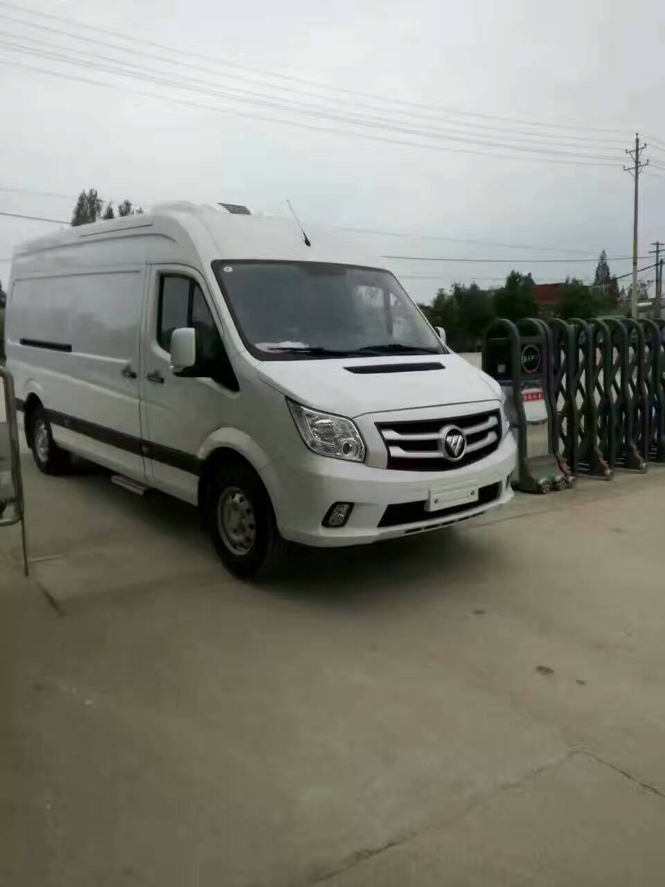 圖雅諾國(guó)五面包冷藏車