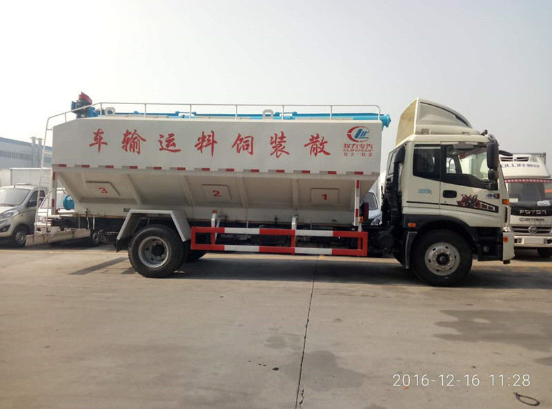 歐曼國五20方散裝飼料車