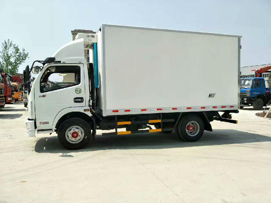 東風(fēng)凱普特國五4米2冷藏車 (6).jpg