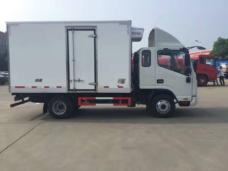 江淮帥鈴國五排半冷藏車 (7).jpg