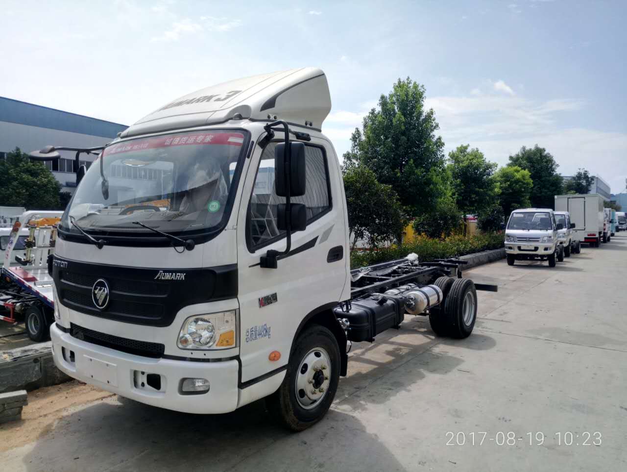 歐馬可國五4米2冷藏車 (2).jpg