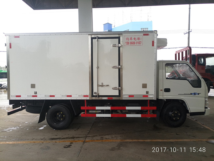 江鈴國五4米2冷藏車