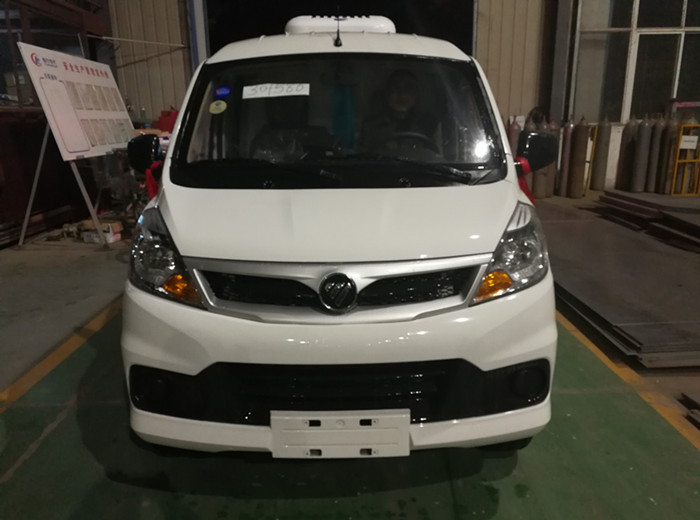 風景V5面包冷藏車 (1).jpg