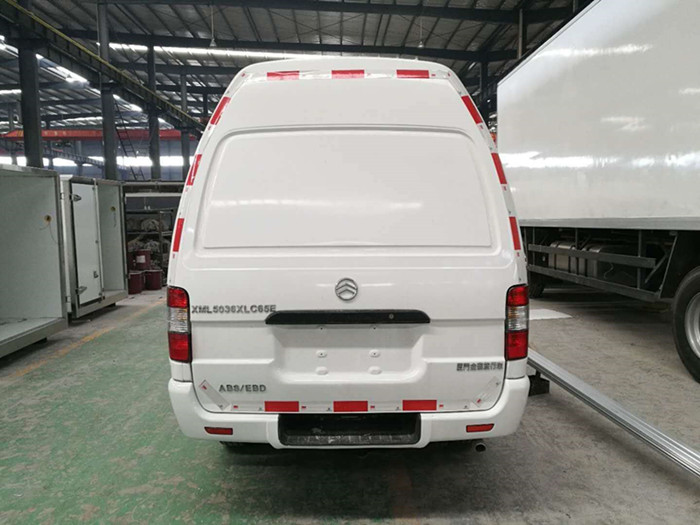 廈門金龍面包冷藏車 (8).jpg