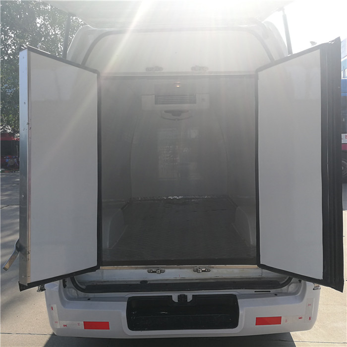 福田G7國(guó)五面包冷藏車(chē) (5).jpg