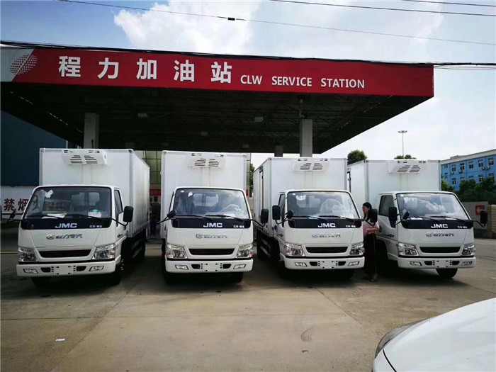 江鈴國(guó)五4米2冷藏車