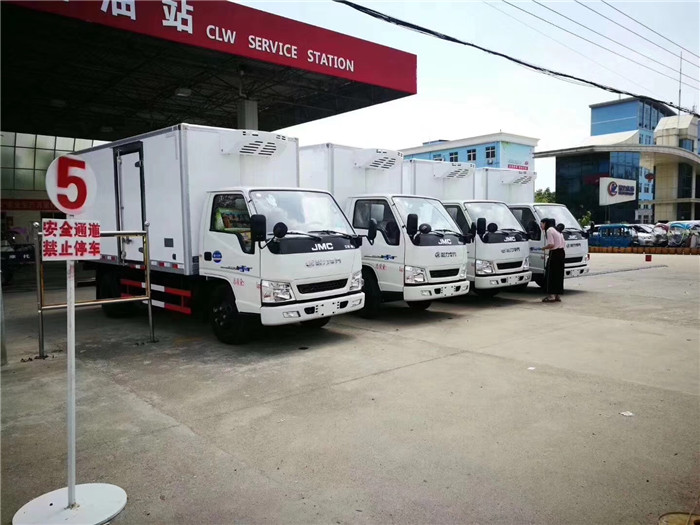 江鈴國(guó)五4米2冷藏車