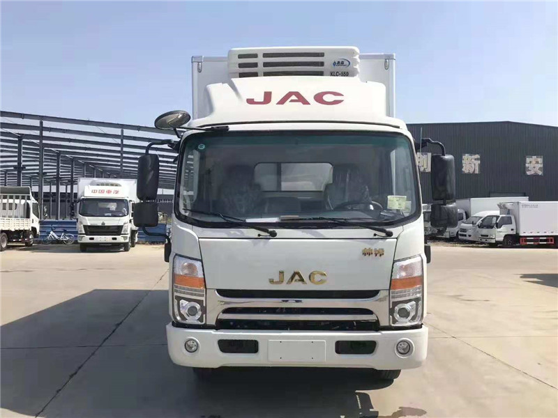 江淮帥鈴4米2肉鉤冷藏車