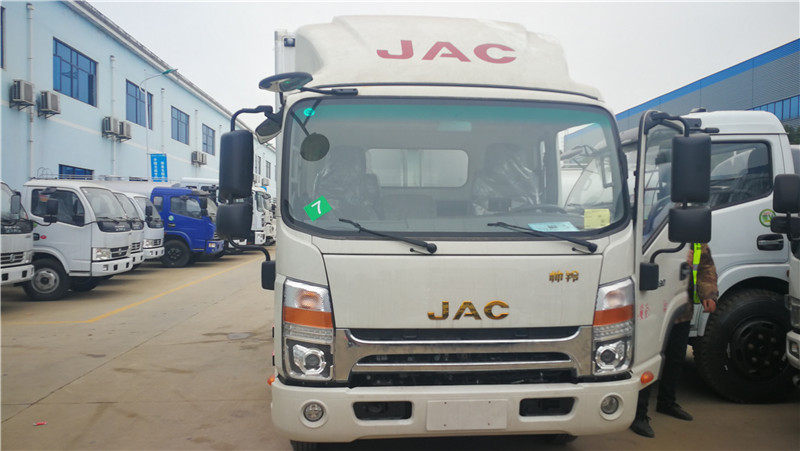 江淮帥鈴排半3米7冷藏車