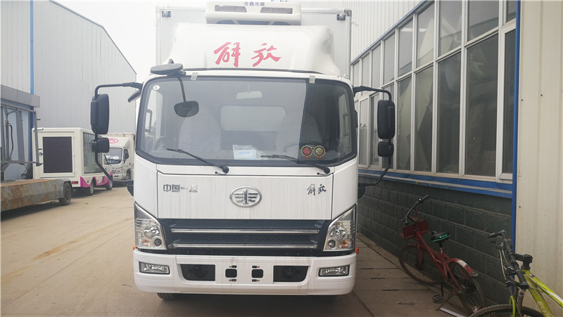解放虎V4米2冷藏車 (3).jpg