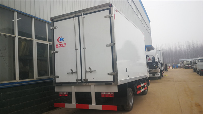 解放虎V4米2冷藏車 (6).jpg