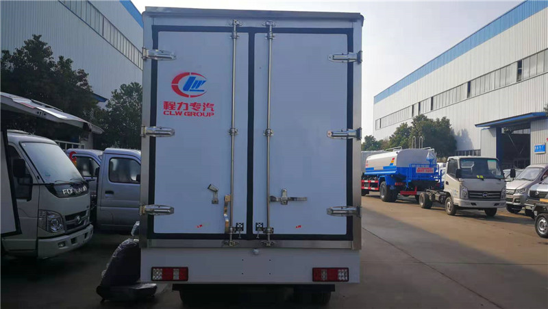 重汽王牌油氣兩用3米5冷藏車 (8).jpg