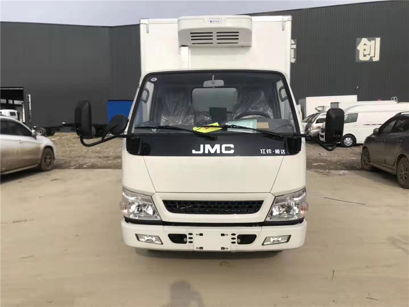 江鈴小龍蝦運(yùn)輸冷藏車