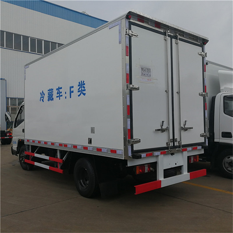 江鈴順達寬體4米2冷藏車 (7).jpg