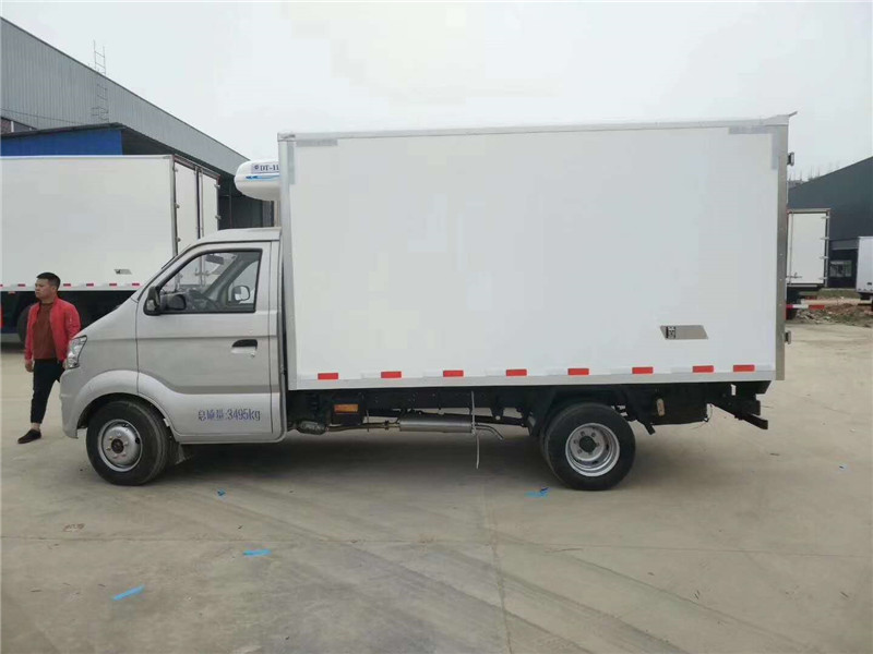 長安3米3冷藏車 (4).jpg