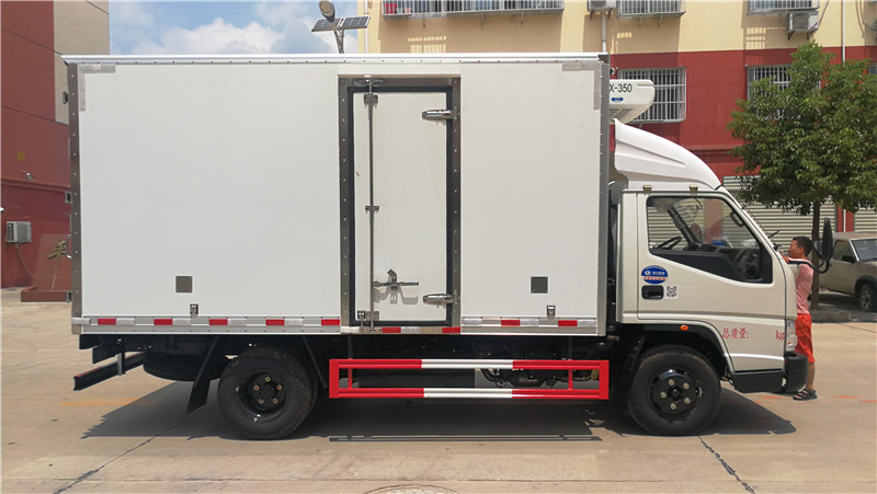 江鈴順達4米2冷藏車 (4).jpg
