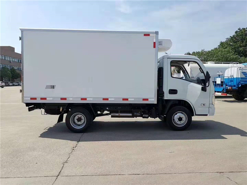 躍進國六3米26冷藏車 (4).jpg