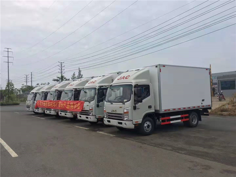 江淮帥鈴國六4米2冷藏車 (2).jpg