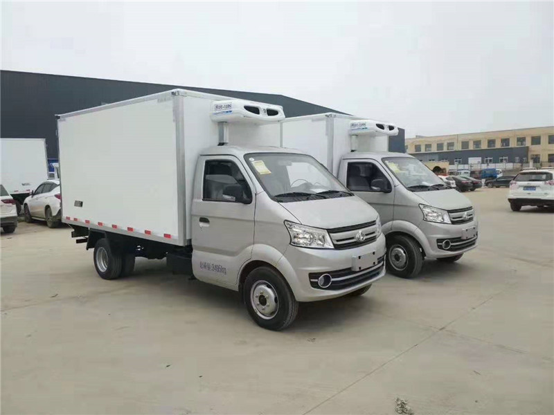 長安國六冷藏車