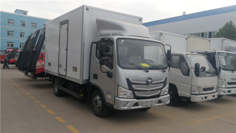 歐馬可國(guó)六4米2冷藏車(chē)