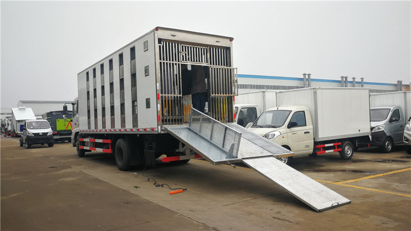 東風(fēng)天錦豬苗運(yùn)輸車 (11).jpg