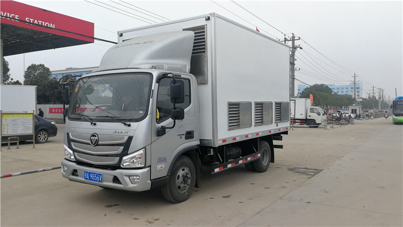 歐馬可雞苗運輸車