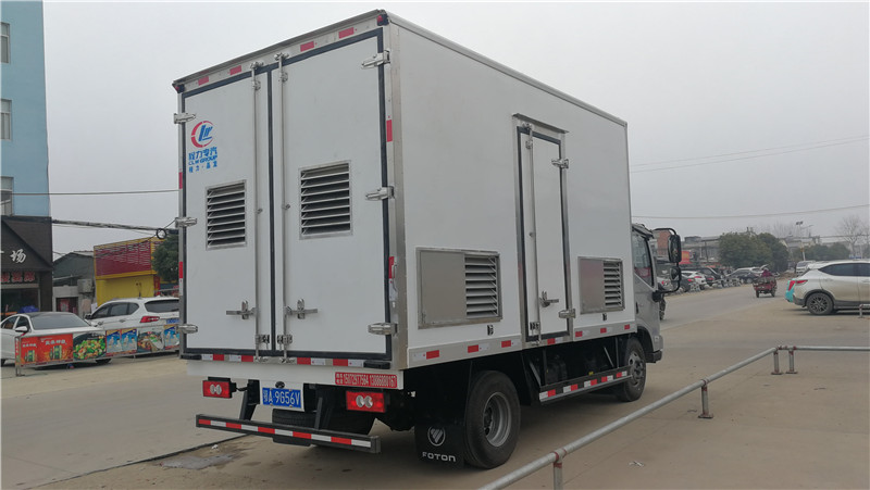 歐馬可4米2雞苗運輸車 (11).jpg