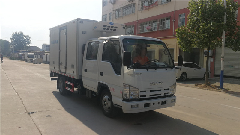 五十鈴雙排國六3米2冷藏車價格