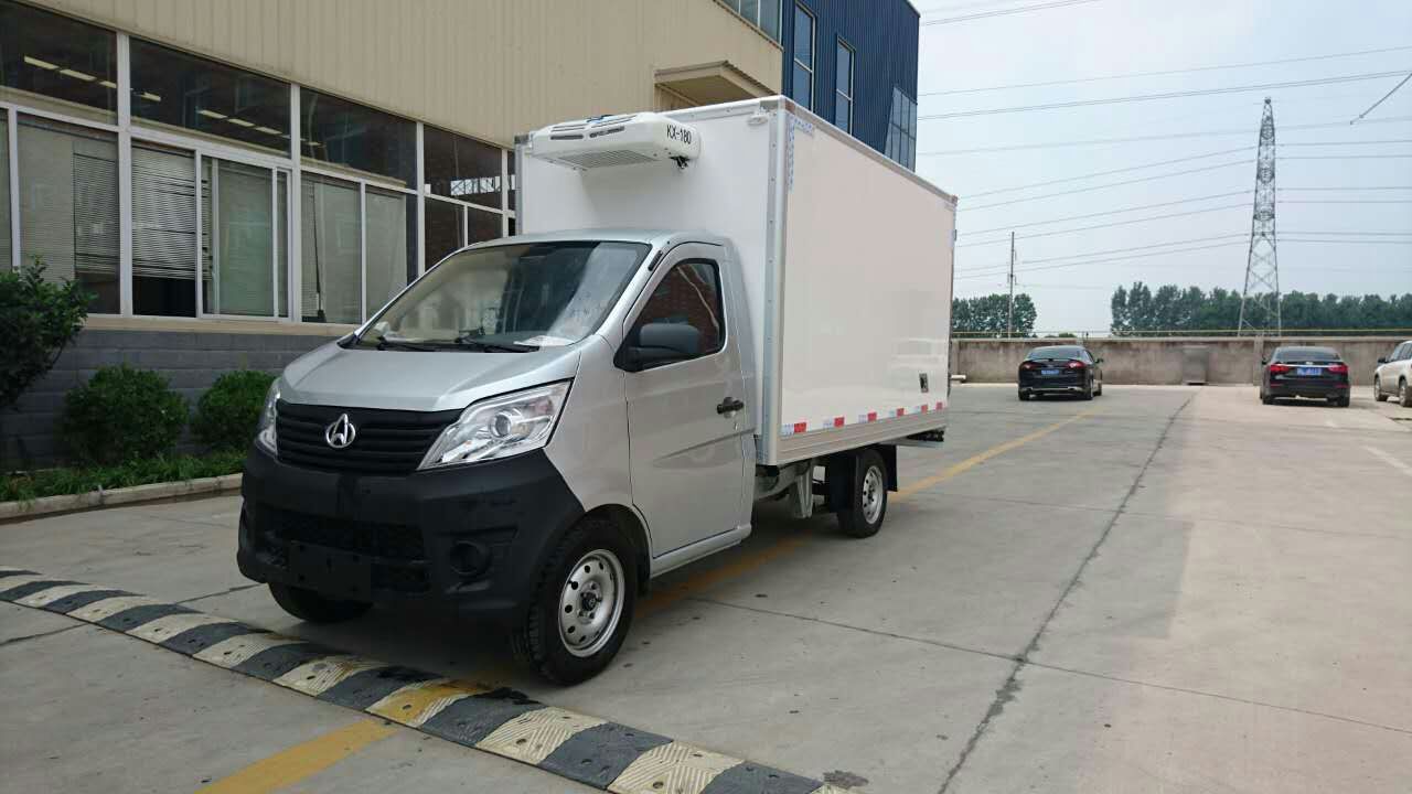 長(zhǎng)安國(guó)五3米冷藏車(chē) 